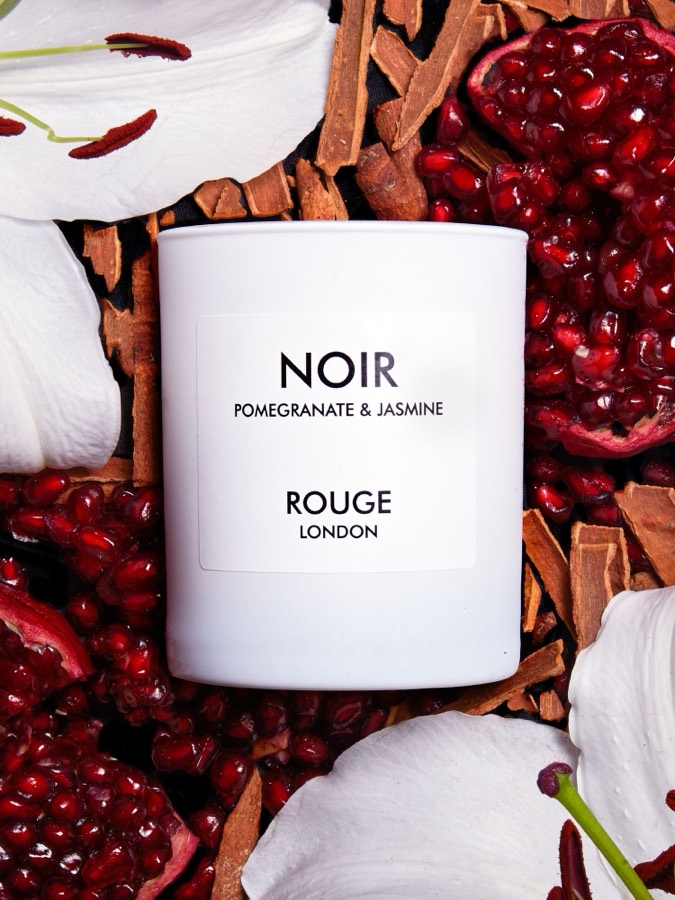 Rouge London Noir candle